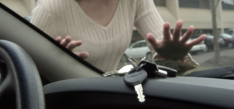 vehicle lockout service Santa Cruz